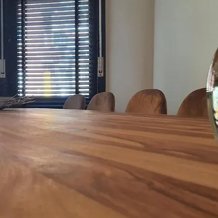 Les Rosiers Tatil Evi *