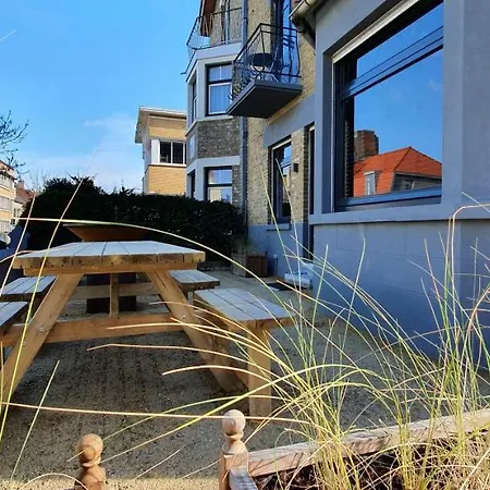 Holiday home Les Rosiers *