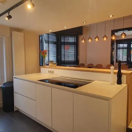 Les Rosiers Tatil Evi *